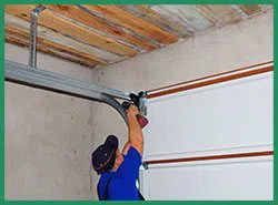 Quality Garage Door Service Vista, CA 442-259-0001 - sprin-sid-gr-22m